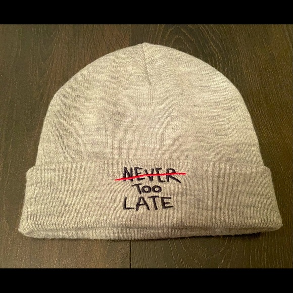 Zara NEVER TOO LATE beanie hat for women - Picture 1 of 3
